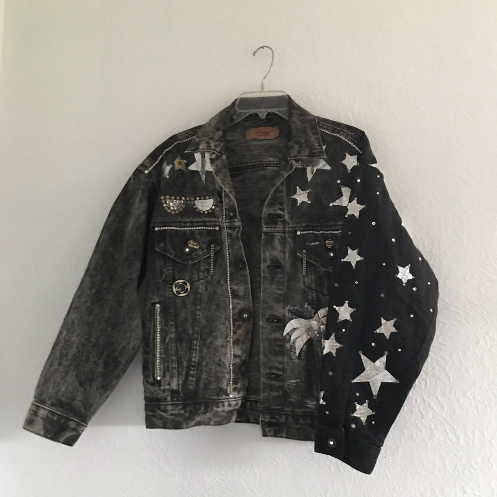 Levi’s black retro jean jacket 〰️